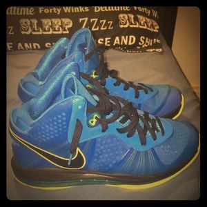 Lebron 8 entourage size 13